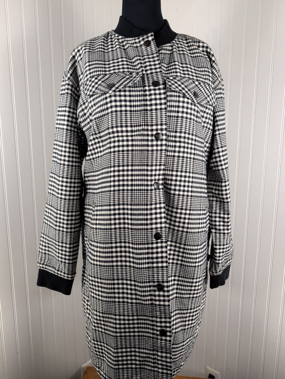 Duluth Trading Women's Folklore Flannel Insulated Overshirt Jacket Medium